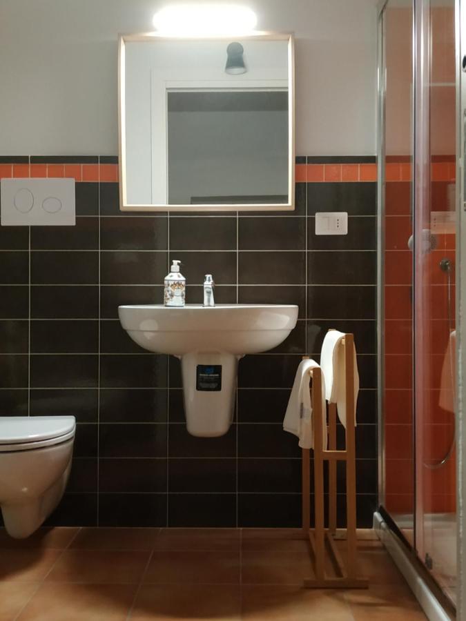 Bed And Breakfast In Piazza Orazio Venosa Exterior foto