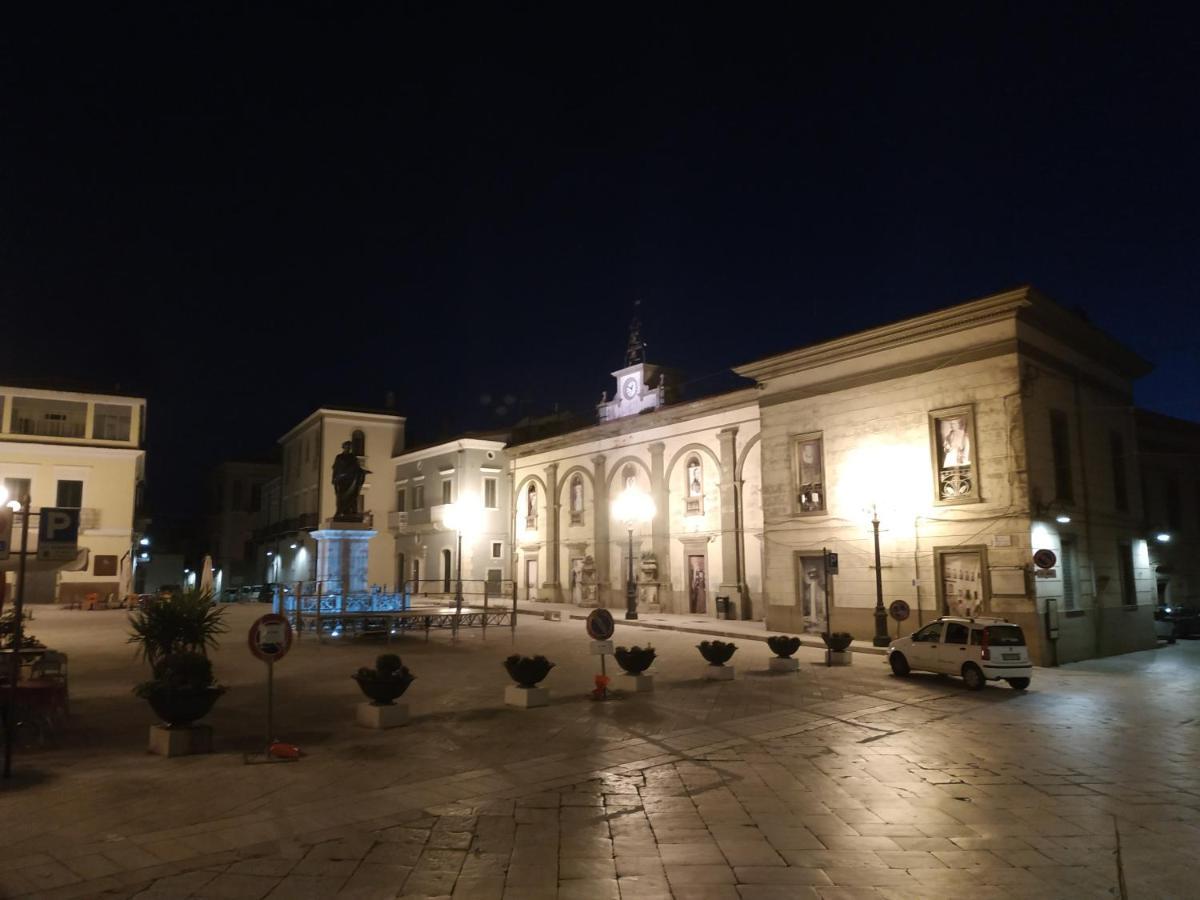 Bed And Breakfast In Piazza Orazio Venosa Exterior foto